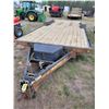 Image 10 : 10/2010 Trailtech Trailer 20'x 98" deck, 28" beavertail, 2 5/16 ball hitch, Trailer has hyd. Tilt &