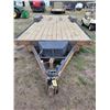 Image 11 : 10/2010 Trailtech Trailer 20'x 98" deck, 28" beavertail, 2 5/16 ball hitch, Trailer has hyd. Tilt &