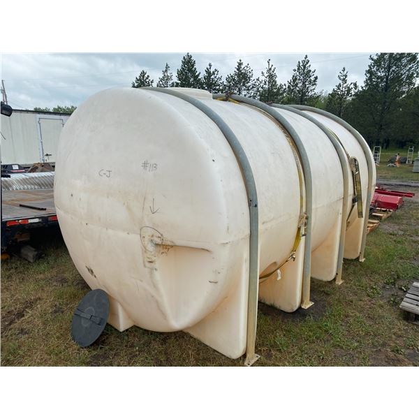 3000-gal Poly Tank, has small hole half way up.