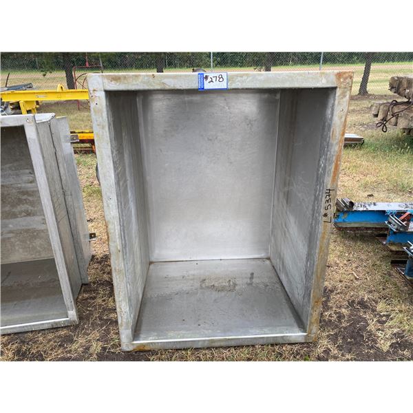 Stainless rectangular tank (metal)  41" x 53"
