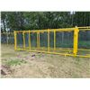 Image 4 : Approx. 7' x 20' Yellow chain-link panel c/w 8 1/2' Swinging gate