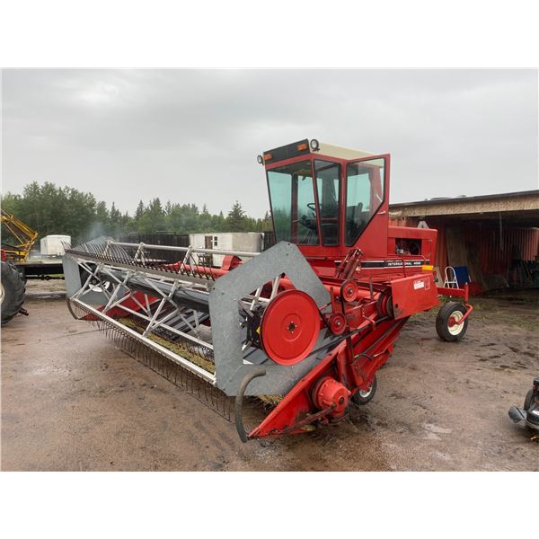 IH 4000 Swather c/w 16' UII Pickup reels, CAHR, c/w rubber crimper, 1209 orig. hrs. SN. 1310083C0062