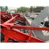 Image 8 : IH 4000 Swather c/w 16' UII Pickup reels, CAHR, c/w rubber crimper, 1209 orig. hrs. SN. 1310083C0062