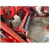 Image 9 : IH 4000 Swather c/w 16' UII Pickup reels, CAHR, c/w rubber crimper, 1209 orig. hrs. SN. 1310083C0062