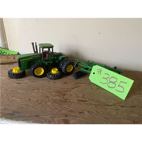 Metal JD 4-wheel drive c/w disc