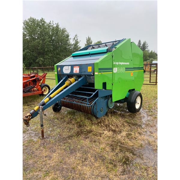 1986 Coop Model C1560, Rd baler #7000600097, 540 PTO, Belts need some repair