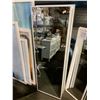 Image 1 : 4 WHITE FRAMED FREE STANDING BEAUTY MIRRORS