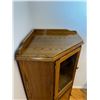 Image 2 : Oak Corner Curio Cabinet