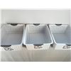 Image 2 : Sterilite Containers
