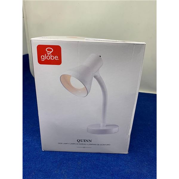 Globe Quinn Desk Lamp