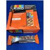 Image 2 : Kind Almond Peanut Butter and Dark Chocolate Bars (12 x 40g)