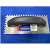 Image 2 : Notched Floor Trowel (3ct)