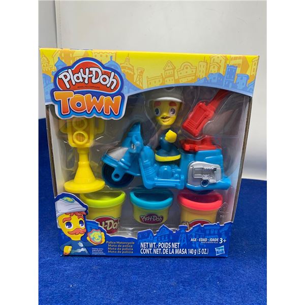 Play-Doh Town Police Motorcycle