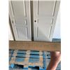 Image 2 : 3 Panel Clermont Door (2' 4" x 6' 8")