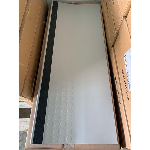 Black Tape Sliver Grey  Stair Tread With Grip 5ct (48" x 19")