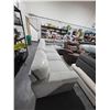 Image 3 : NEW Floor Model Annadale Contemporary 2-piece Fabric Sectional, Grey 115"x88"
