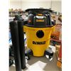 Image 1 : DeWalt 22.7Liter Wet / Dry Vacuum