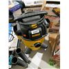 Image 2 : DeWalt 22.7Liter Wet / Dry Vacuum
