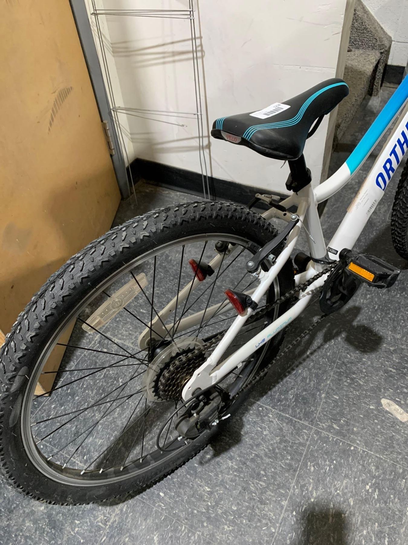 18 aluminum bike