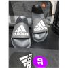 Image 2 : Men's Size 10 Adidas Shower Slides