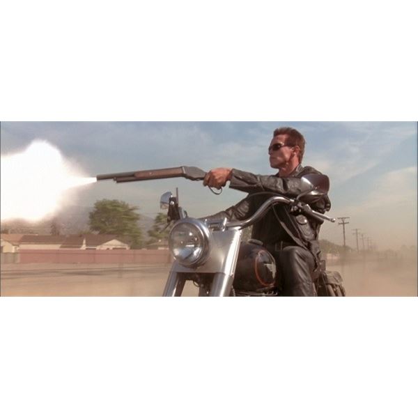 Replica Arnold Schwarzenegger Shotgun From “Terminator 2 Judgment Day”