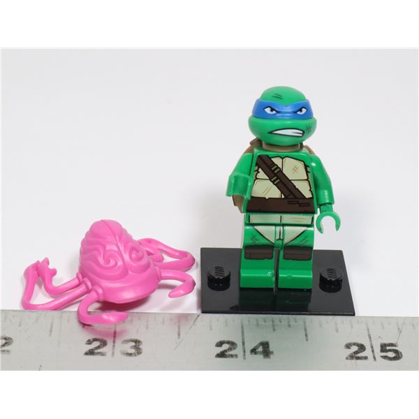#526 LEGO MINIFIGURE LEGO MINI-FIGURE TMNT TEENAGE