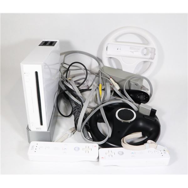 #560 NINTENDO WII SYSTEM W/ CONTROLLERS