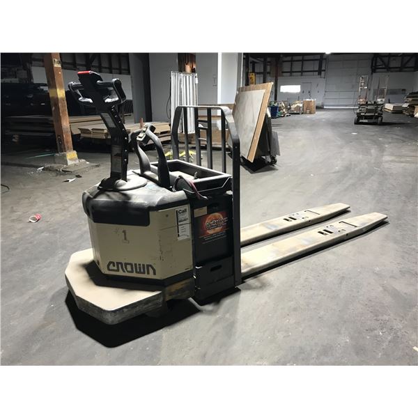 CROWN 3000 SERIES MODEL PE3540-80 ELECTRIC PALLET JACK WITH 8000LBS. CAPACITY & 84" FORKS