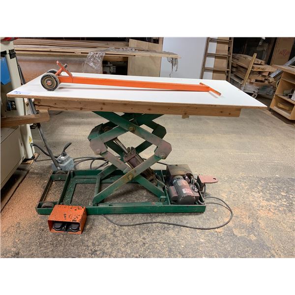 INDUSTRIAL HYDRAULIC SCISSOR-LIFT MATERIAL PLATFORM TABLE