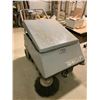 Image 1 : TOMCAT GT ELECTRIC/RE-CHARGEABLE FLOOR SWEEPER