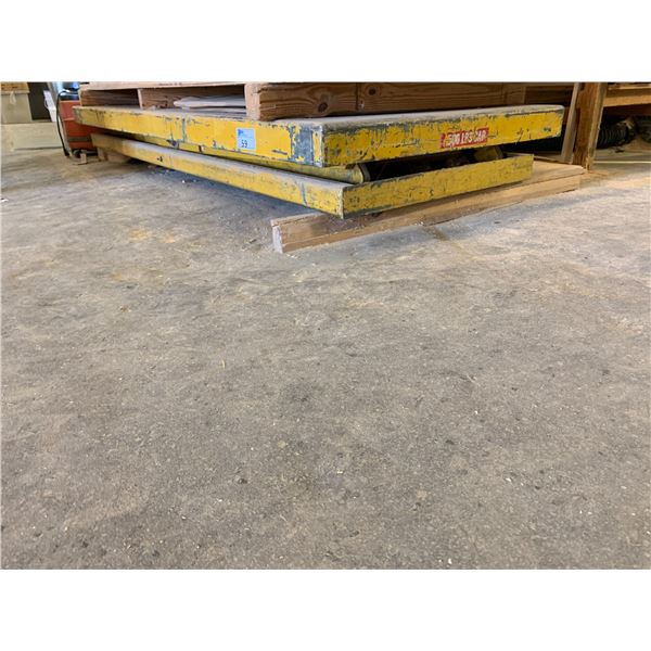 HYDRAULIC SCISSOR-LIFT PLATFORM TABLE-APPROX.3FT X 8FT