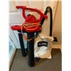 Image 6 : Jobmate Electric Hedge Trimmer, & Toro Ultra Blower Vac