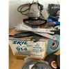 Image 4 : Face Shield, Wire Brush, Various Grinding Wheels, Electric Bosch Grinder MasterCraft Belt Sander wit