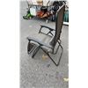 Image 2 : FOLDING LOUNGE CHAIRS