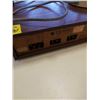 Image 8 : PANASONIC RADIO AND VINTAGE LAMP