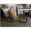 Image 1 : GOLD AVIGO BIKE