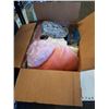 Image 1 : BOX OF AMAZON OVERSTOCK ITEMS