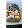 Image 2 : LOT OF NEW CAT WINDOW SHELF, DOUBLE BOWL FEEDER WITH 10 PAIRS OF NEW GLOVES AND SWING
