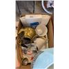 Image 4 : 2 BOXES OF ITALIAN SERVING DISHES AND COLLECTIBLES