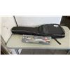Image 1 : VOYAGER GUITAR SOFT CASE AND US ARMY 1:10 ROCKET SCALE