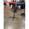 Image 1 : BLACK FLOOR FAN WORKING