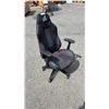 Image 1 : CORSAIR GAMING CHAIR
