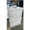 Image 2 : 9 DRAWER DRESSER