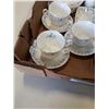 Image 2 : 21 PIECES OF ROYAL ALBERT "MEMORY LANE" DINNERWARE