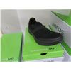 Image 2 : 10-Pair of Oofos - Men's or Women's Shoes - 10 X $