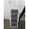 Image 1 : White 4 Step Ladder