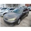 Image 1 : 2004 Toyota Camry LE Sedan