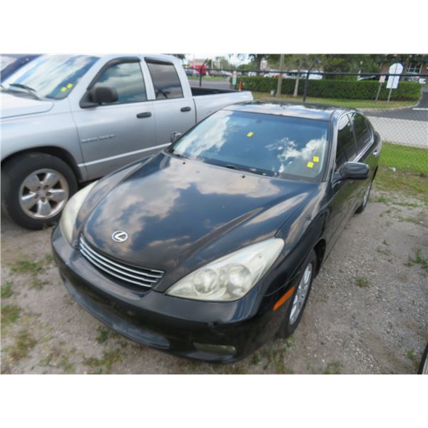 2002 Lexus ES300 Sedan