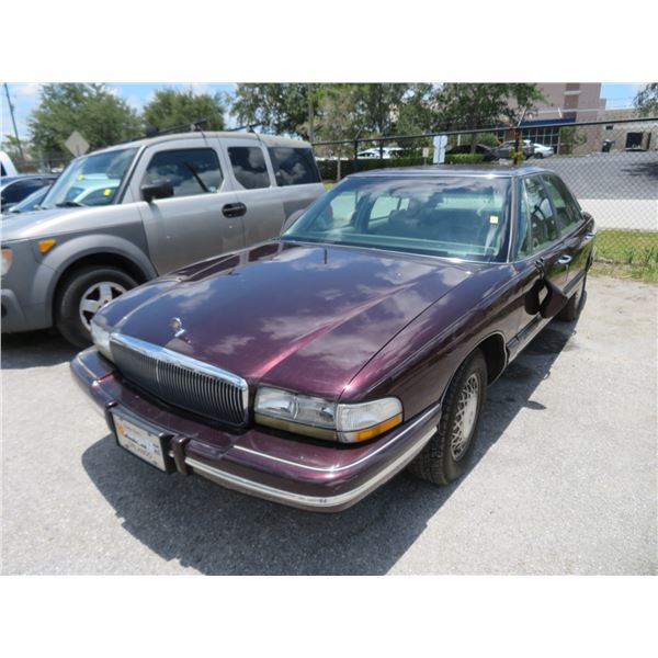 1996 Buick Park Ave. Sedan