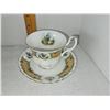 Image 1 : ROYAL ALBERT KNOTTY PINE TEACUP AND SAUCER SET